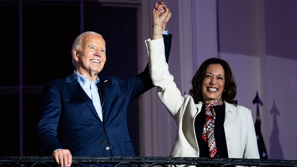 Joe Biden und Kamala Harris © picture alliance / Captital Pictures | RS/MPI