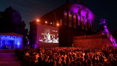 UFA Filmnächte auf der Museumsinsel in Berlin © IMAGO/Frederic Kern