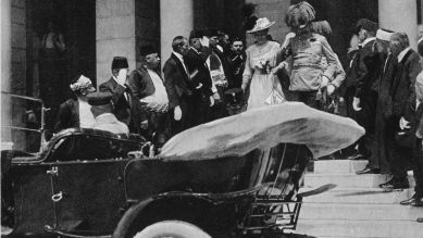 Sarajevo, 28. Juni 1914: Erzherzog Franz Ferdinand und seine Gemahlin Sophie kurz vor dem Attentat © IMAGO / GRANGER Historical Picture Archive