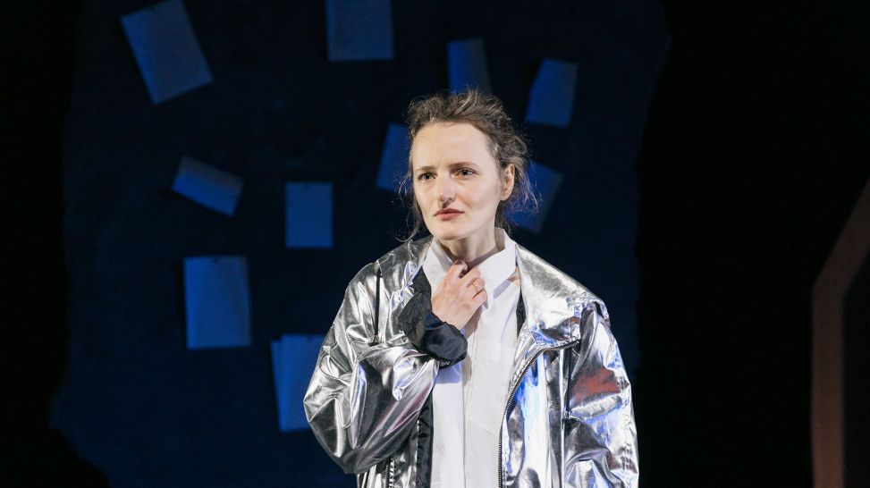 Frankfurt am Main und in Kooperation mit Theater am Werk Wien | Peaces (Fragments of Love) von Kristina S., Nastya K. und Volker Schmidt © Victoria Nazarova