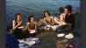 Nan Goldin, Picnic on the Esplanade, Boston (Picknick auf der Esplanade, Boston), 1973, Forografie, aus der Serie "The Other Side" © Nan Goldin. Courtesy the artist