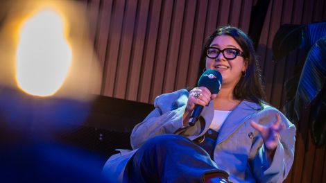 radio3-Kultursalon im Studio 14: Der zweite Gedanke mit Yasmine M'Barek, Redakteurin im Ressort X von Zeit Onlinek © Thomas Ernst