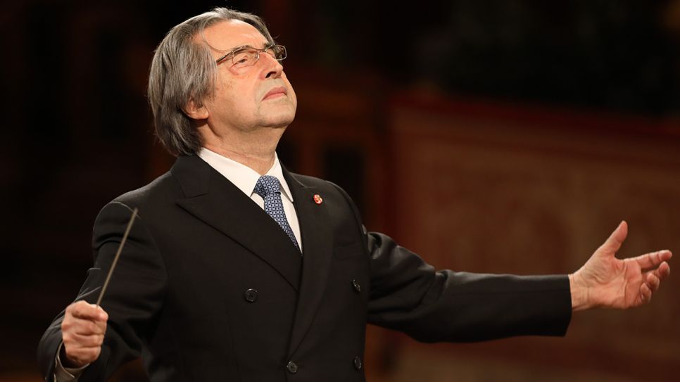 Die Wiener Philharmoniker unter Riccardo Muti beim Neujahrskonzert 2021 im Grossen Saal des Wiener Musikvereins; © Dieter Nagl/Sony