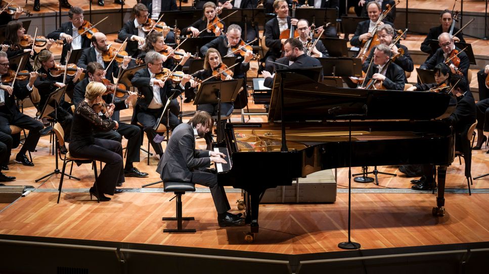 Daniil Trifonov, Kirill Petrenko und die Berliner Philharmoniker © Stephan Rabold